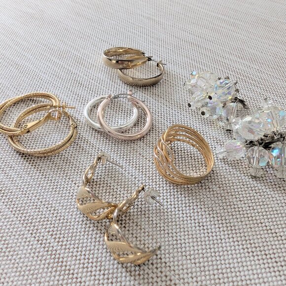Lot of Vintage Earrings and Ring - 6 pieces - Hoops - Gold Tone - EUC - - Picture 1 of 16